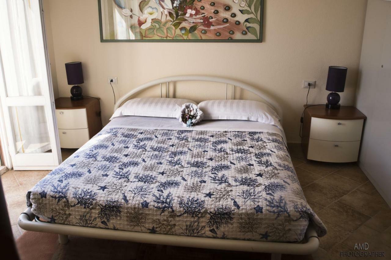 Los Flamingos Bed & Breakfast La Maddalena  Exterior photo